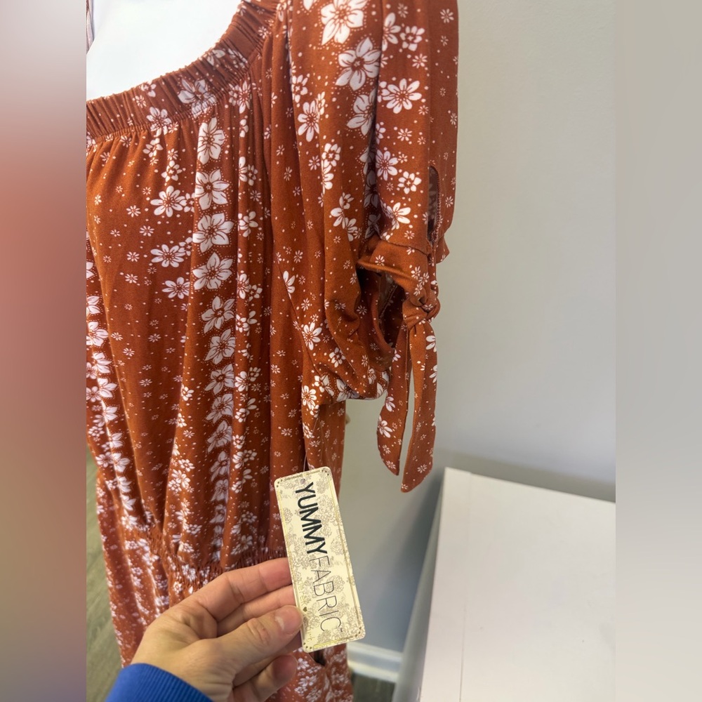 NWT Derek Heart rust orange off-the-shoulder floral print romper Size 3X - Picture 4 of 6